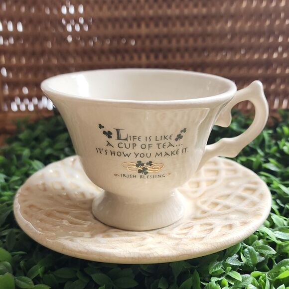 Vintage Irish Blessing Teacup & Saucer - Picture 1 of 10